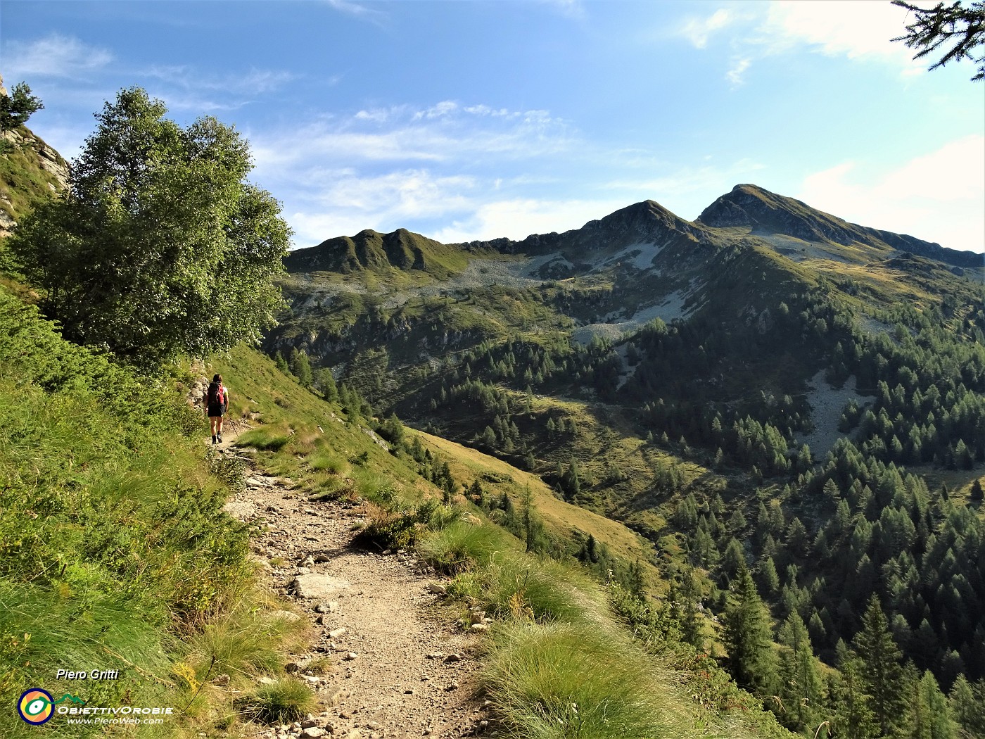 23 Saliamo sul 101 con vista sul Monte Valegino.JPG